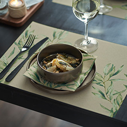Design foliage kraft restaurant placemat with matching napkin